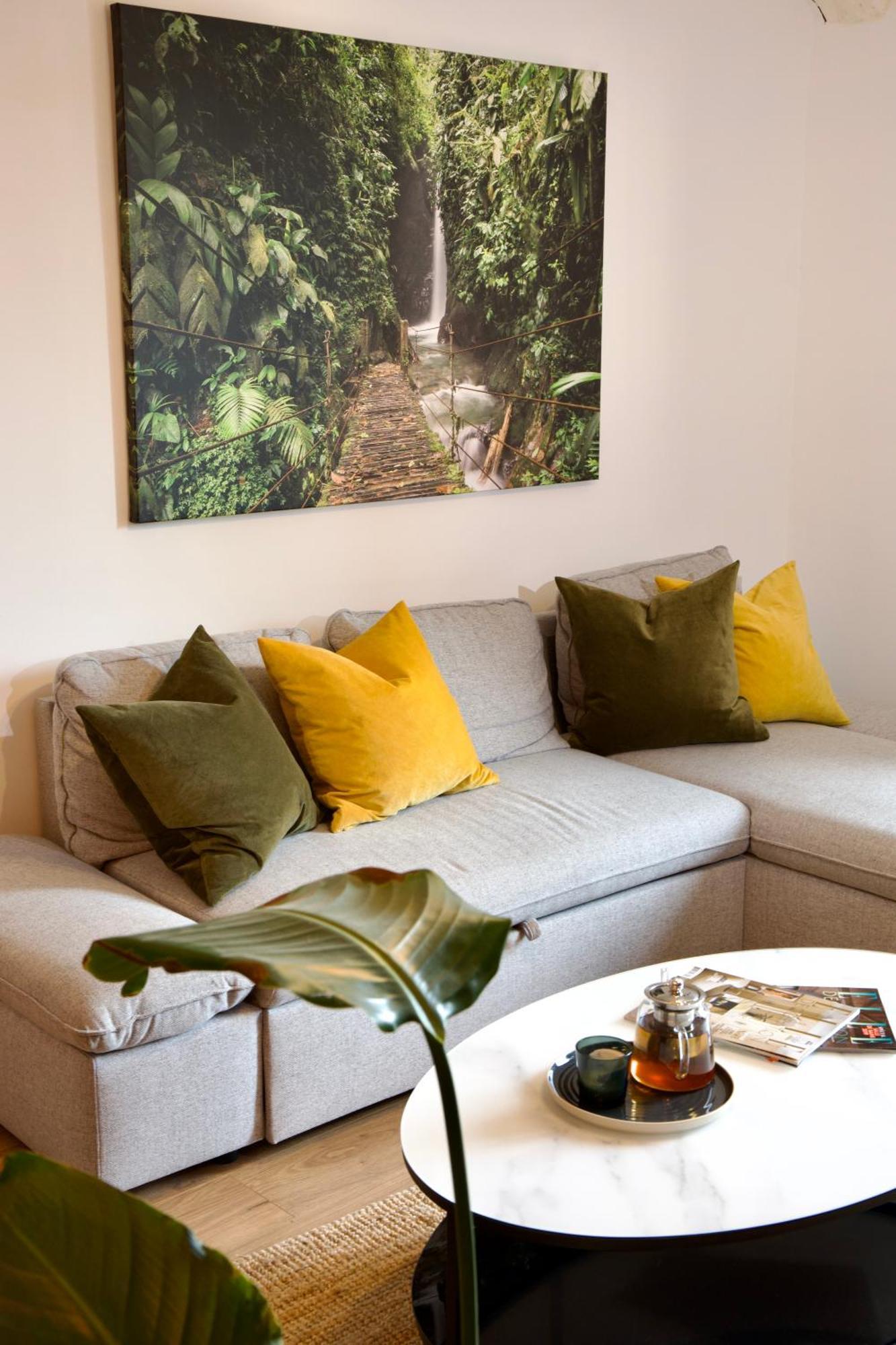 La Jungle D'Uzes Apartment Exterior photo